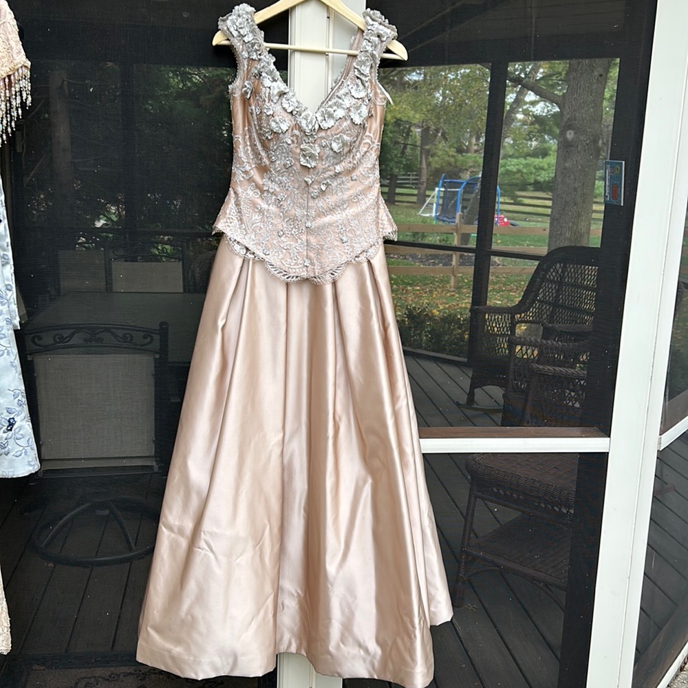 San Carlin custom ball gown size 6